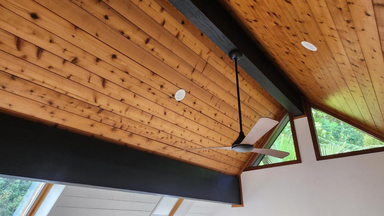 The Black Chalet Whitianga Extérieur photo